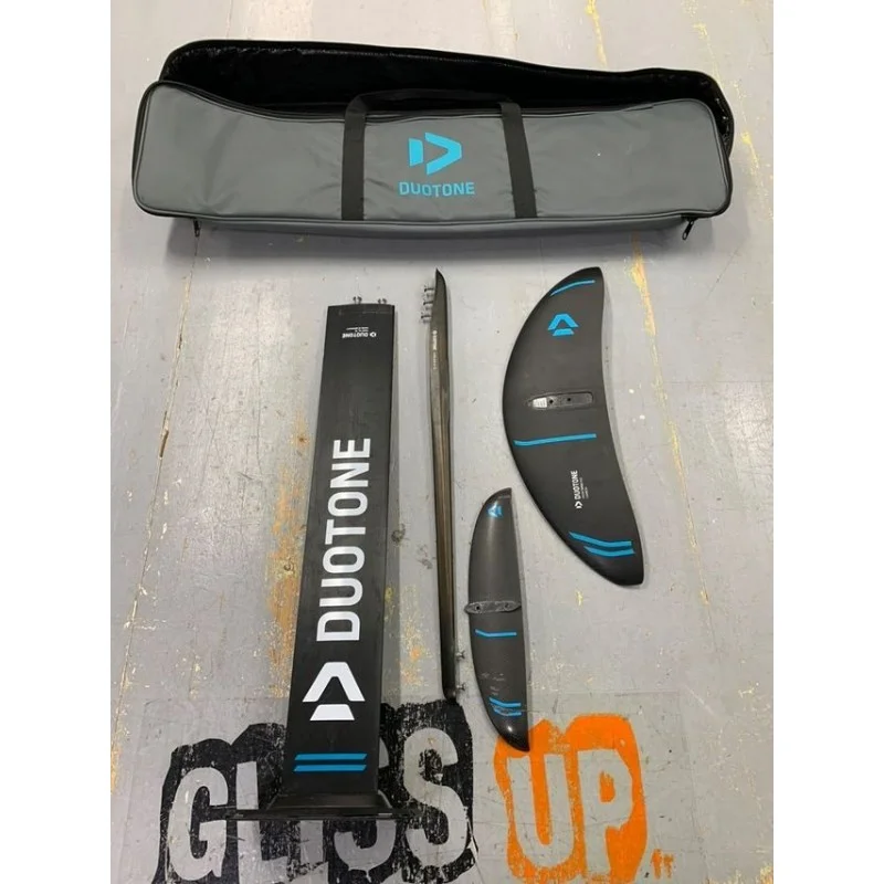 Foil Duotone Carve 700 Carbon 2021 Petit Prix