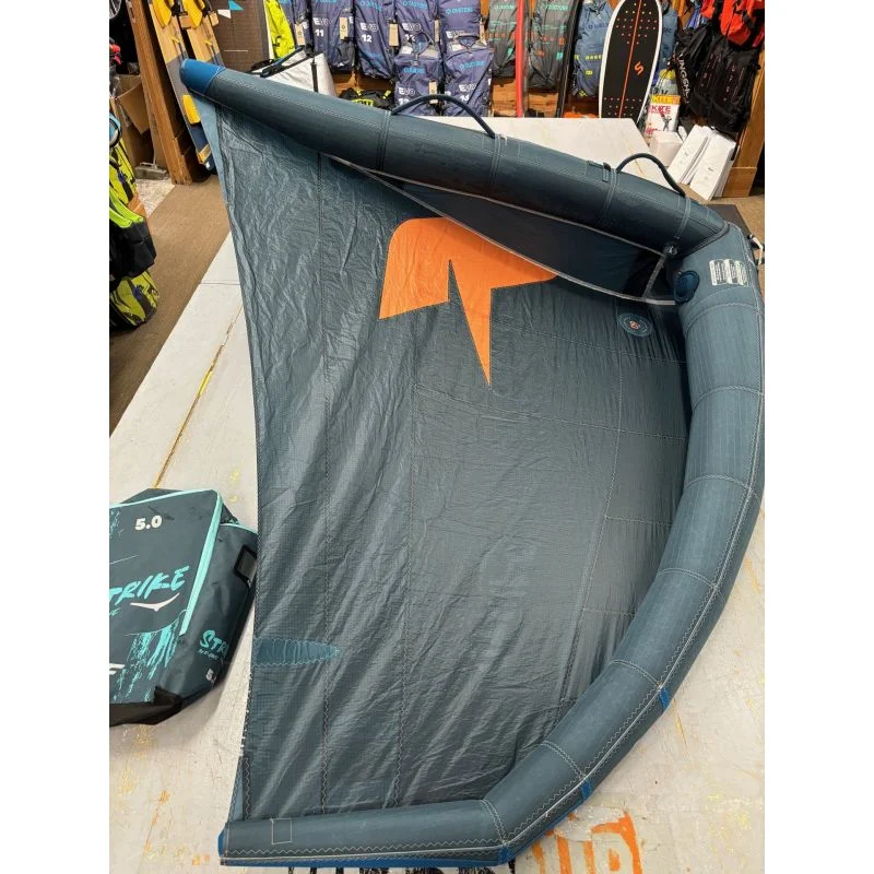 Acheter En Ligne Wing F One Strike V1 5.0 m² 2022