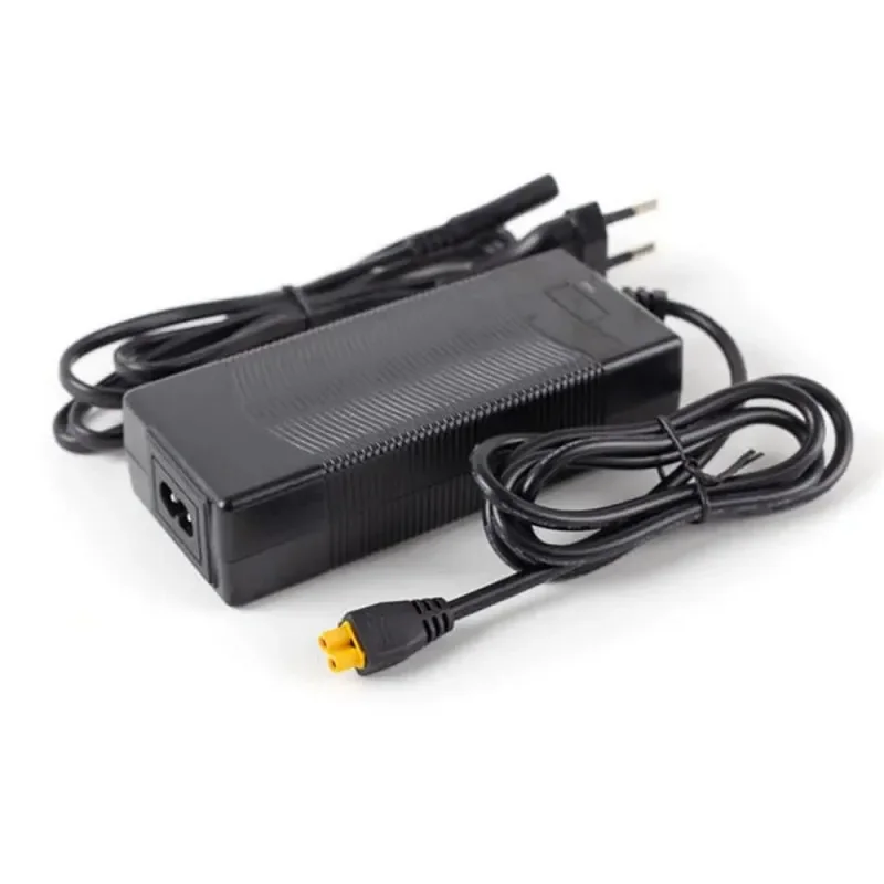 Promotion CHARGEUR BATTERIE POD M 160