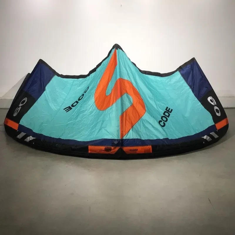 Réduction Occasion - aile kitesurf slingshot code v2 - 9.0m