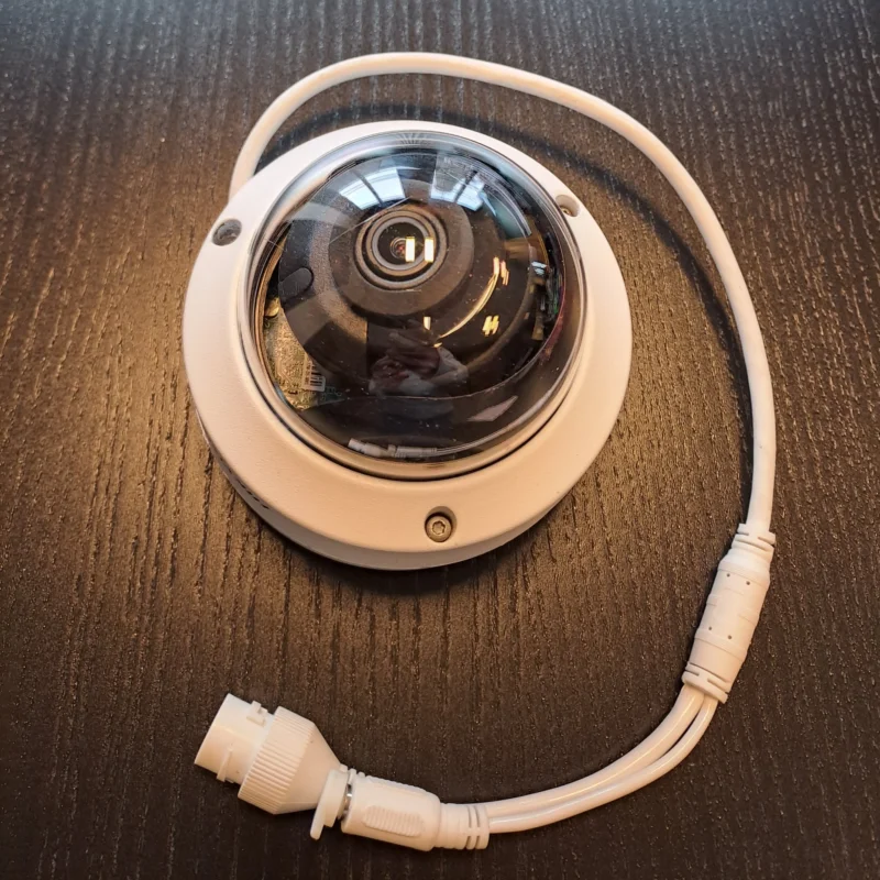 Hikvision DS-2CD2145FWD-1, 4MP, 30m, IR, WDR White IP Camera Réduction