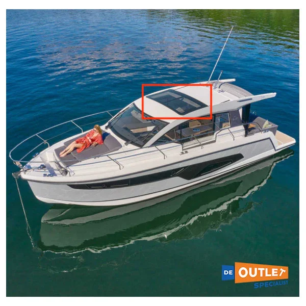 Offre Exclusive Lewmar Glass Fixed Sunroof with Frame 234 x 123 cm - 79047700